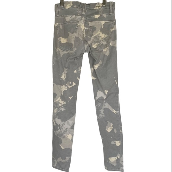 𝅺current/elliott The Stiletto Chance of Rain Watercolor Camo Jeans Womens Sz 23 - Picture 2 of 7
